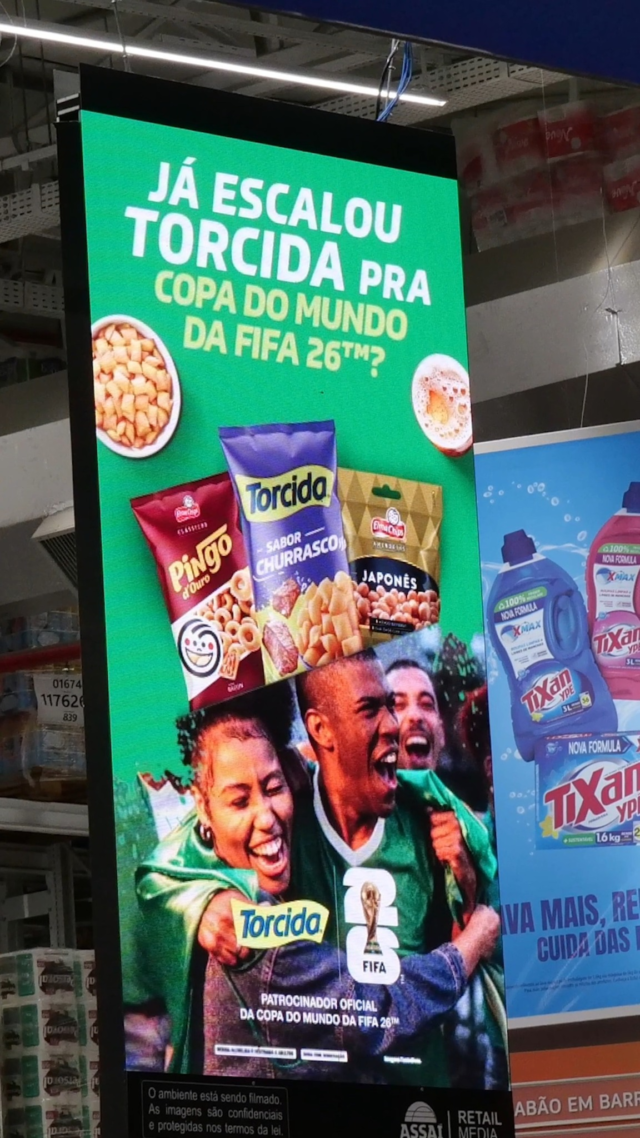 Retail media, petiscos que são a cara da torcida brasileira e mais de 130 milhões de impactos!
 
Nosso #tbt de hoje celebra toda a alegria de encontros cheios de sabor, recordando a campanha que escalou os salgadinhos Torcida, da @pepsico_br, para animar o público que fazia as compras em supermercados de São Paulo, Rio de Janeiro e Minas Gerais. Dá uma olhada no resultado!
 
Quer aumentar a visibilidade da sua marca durante grandes eventos? Chama a gente. 
 
#Acessooh #OOHDeVerdade #AHomeDoOutOfHome #AHomeDoRetailMedia