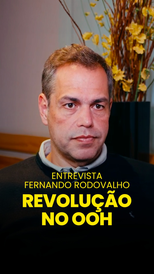 Anunciar em mídia exterior e não conseguir provar o retorno direto em vendas sempre foi a maior dor do mercado. 
 
OOH deixou de ser apenas uma estratégia de alcance e consideração de marca. Com a consolidação do retail-media e a integração aos dados de sell-in e sell-out do varejo, o meio se tornou um canal ativo de conversão. 
 
Hoje é possível mensurar o impacto real das peças no ponto de venda em D+1 e D+2, entendendo exatamente como a comunicação se converteu em resultados práticos. 
 
Assista ao trecho da entrevista com @nando_rodovalho, CEO da Acessooh, e entenda como levar inteligência de dados para as suas campanhas! 

#OOH #RetailMedia #MidiaDePerformance #InteligenciaDeDados #Acessooh #MarketingDeDados #OutofHome #Conversao